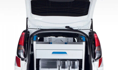 Peugeot iOn Cargo #4