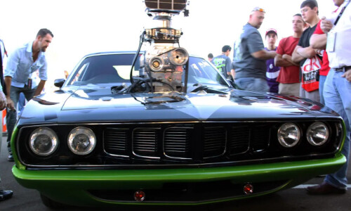 Plymouth Barracuda #13