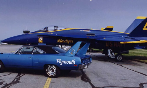 Plymouth Road Runner #16