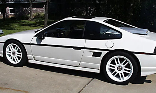 Pontiac Fiero #7