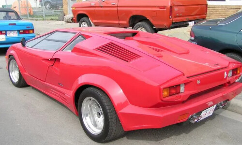 Pontiac Fiero #8