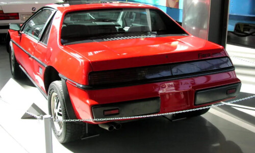 Pontiac Fiero #11
