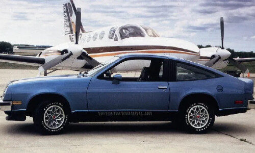 Pontiac Sunbird #8