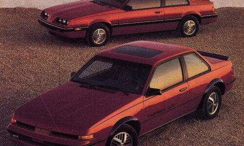 Pontiac Sunbird #9
