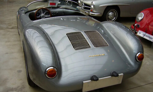 Porsche 550 Spyder #17