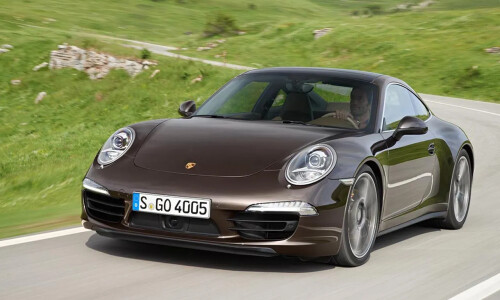 Porsche 911 Carrera 4S #4
