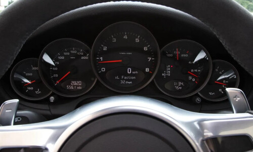 Porsche 911 Carrera GTS #15