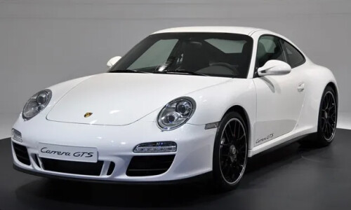 Porsche 911 Carrera GTS #19