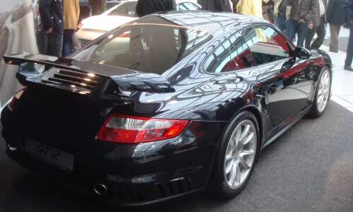 Porsche 911 GT2 - 997 #8