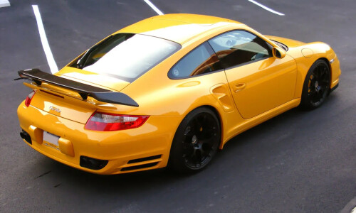 Porsche 911 GT2 - 997 #10