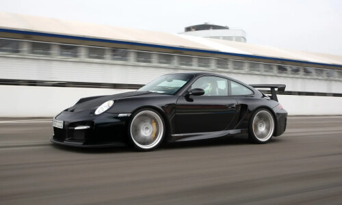 Porsche 911 GT2 RS #1
