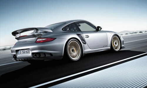 Porsche 911 GT2 RS #3