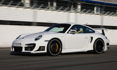 Porsche 911 GT2 RS #15