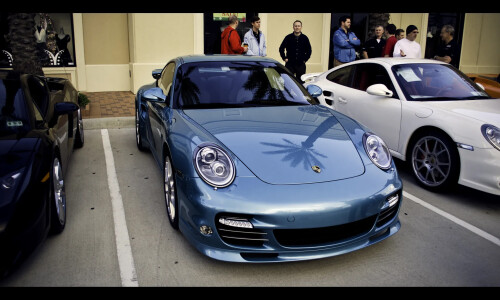 Porsche 911 Turbo S #10