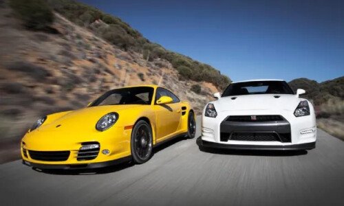 Porsche 911 Turbo S #12