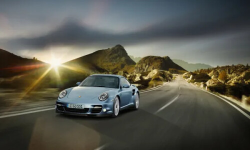 Porsche 911 Turbo S #13