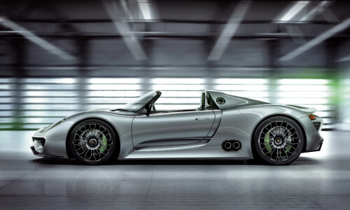 Porsche 918 Spyder #9
