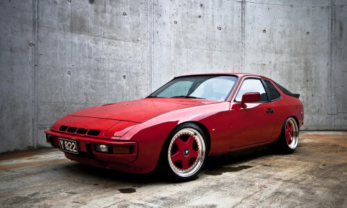 Porsche 924 Turbo #10