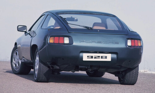 Porsche 928 #3