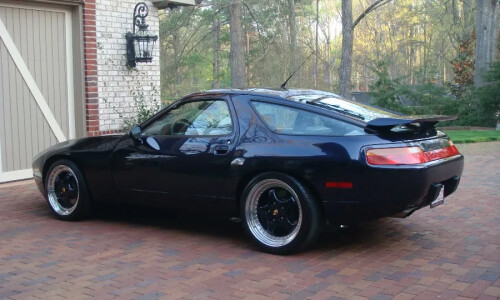Porsche 928 #6
