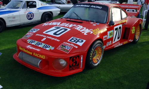 Porsche 935 #13