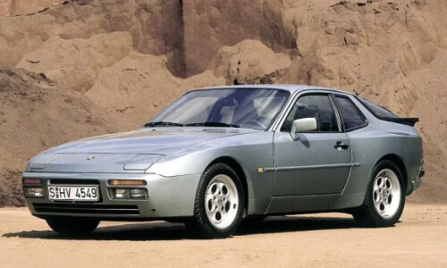 Porsche 944 S2 #8