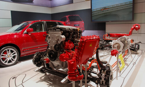 Porsche Cayenne GTS #10