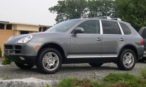 Porsche Cayenne S #1