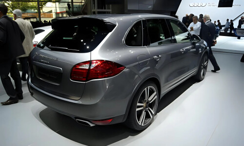Porsche Cayenne S Diesel #10