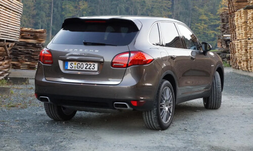 Porsche Cayenne S Diesel #11