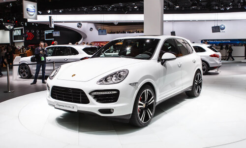 Porsche Cayenne Turbo S #3