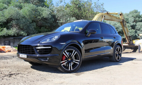 Porsche Cayenne Turbo S #10