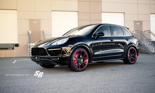 Porsche Cayenne Turbo S #16