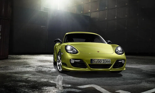 Porsche Cayman R #11