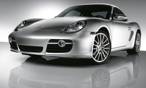 Porsche Cayman S #7