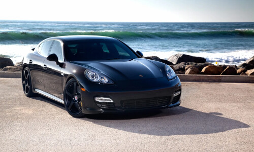 Porsche Panamera #1