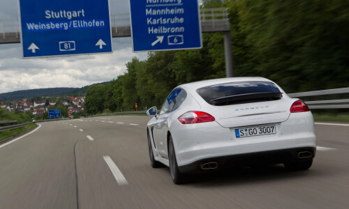 Porsche Panamera Diesel #13