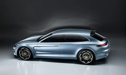 Porsche Panamera Hybrid #15