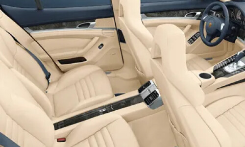 Porsche Panamera Hybrid #18