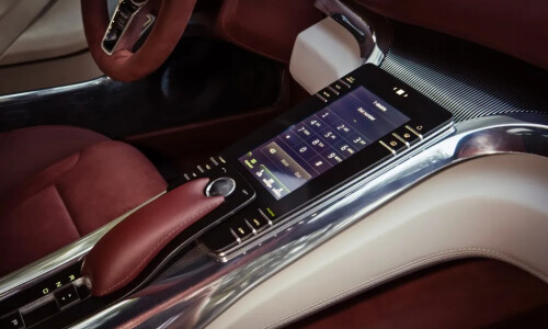 Porsche Panamera Sport Turismo #13