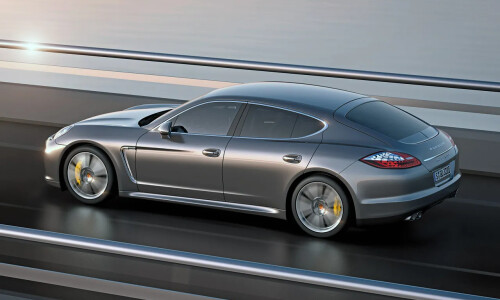 Porsche Panamera Turbo S #1