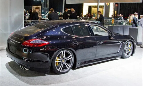 Porsche Panamera Turbo S #2