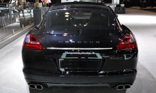 Porsche Panamera Turbo S #5