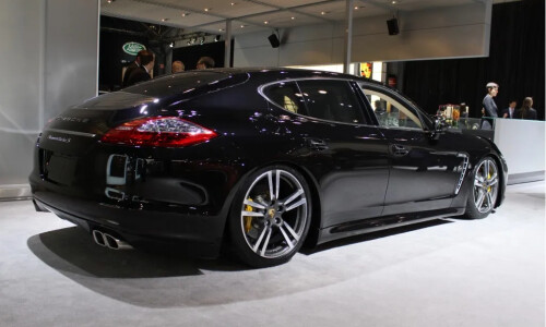 Porsche Panamera Turbo S #9