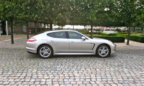 Porsche Panamera V6 #8