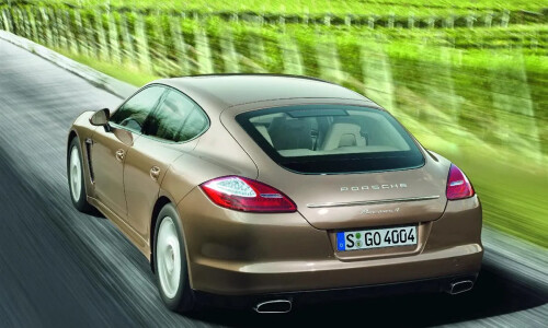 Porsche Panamera V6 #11
