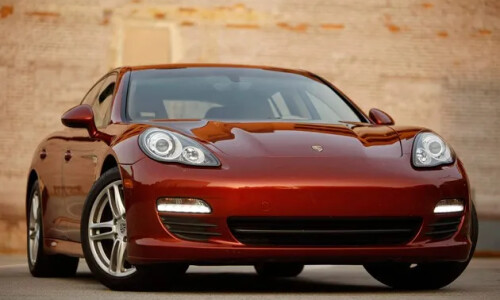 Porsche Panamera V6 #16