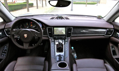 Porsche Panamera V6 #19