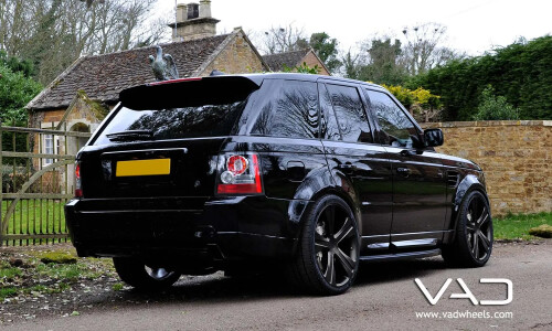 Range Rover Sport HST #9