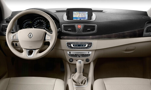 Renault Fluence #15